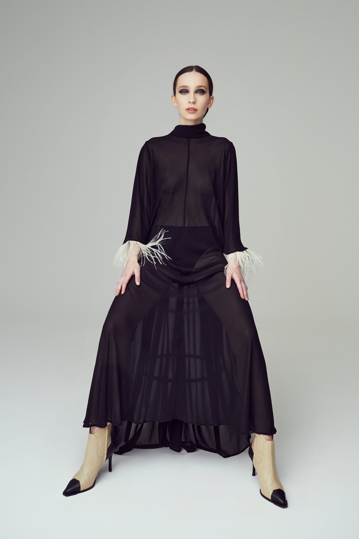 Adele Beige/Black