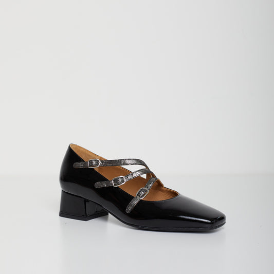 Aurora Black